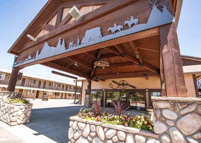 Motel: Brandin' Iron Inn