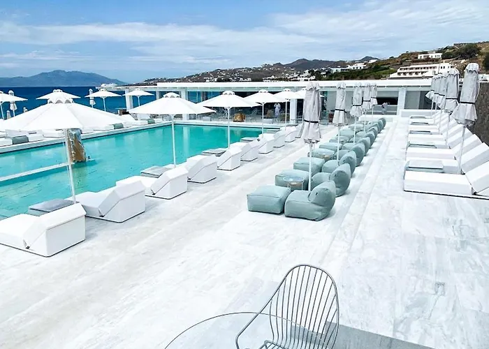 Central hotel: Mykonos Bay Resort & Villas