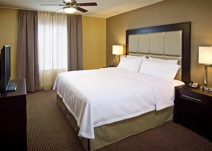 Golf hotel: Homewood Suites By Hilton Hamilton
