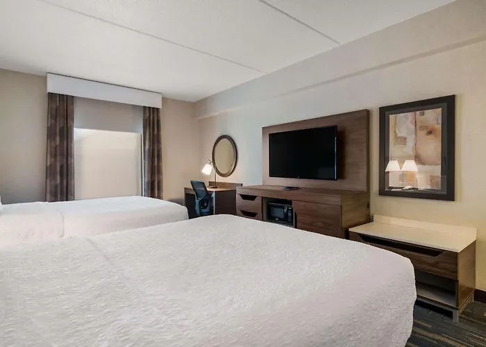 Hampton Inn & Suites Plattsburgh