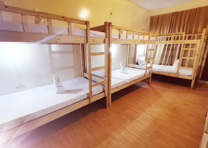 Pet Friendly hotel: Coron Town Traveller'S Dormitory