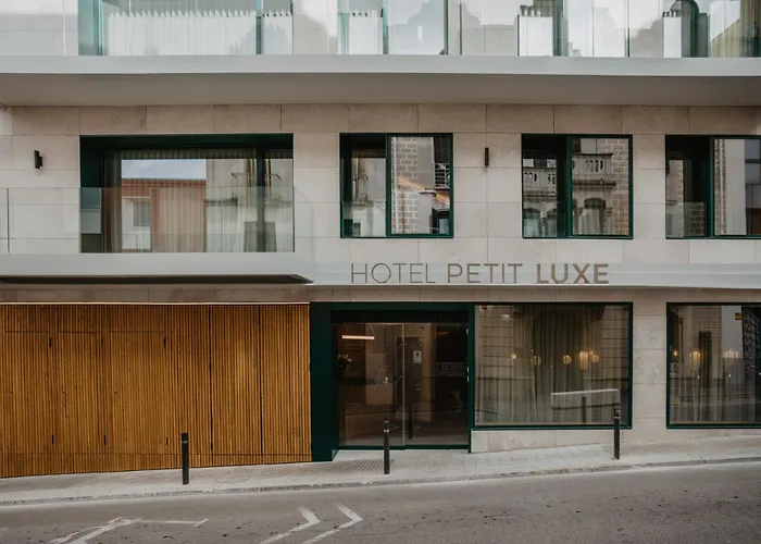 Petit Luxe