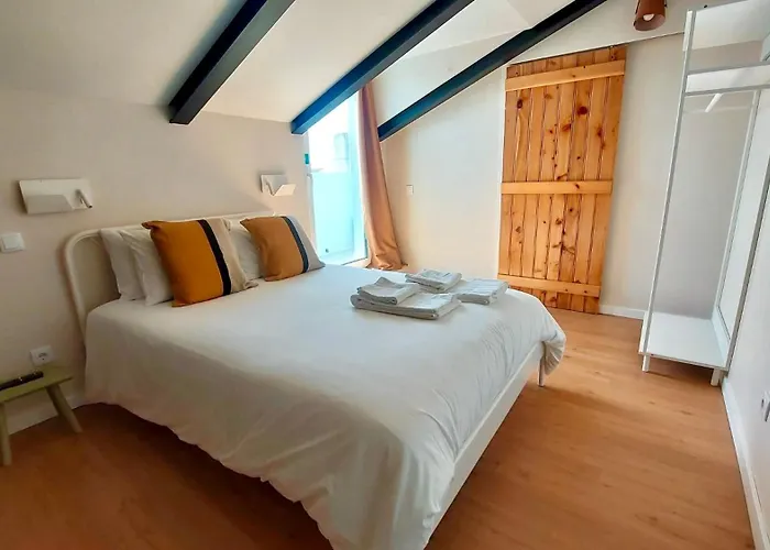 Albergue: The Holy Cow - Hostel & Suites