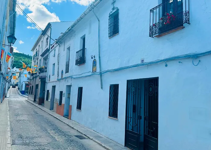 Courtyard Guesthouse
