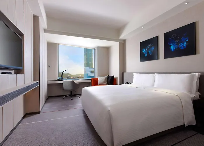 Сity center hotels Humble House Taipei, Curio Collection By Hilton