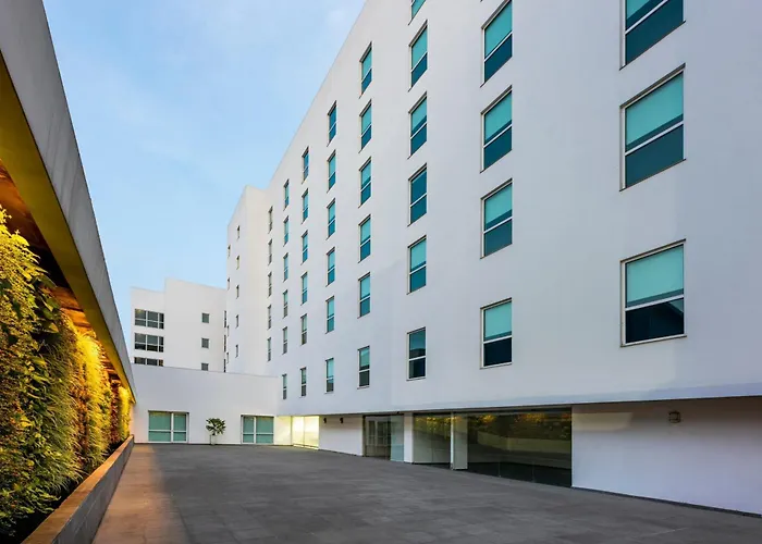 Beach hotel: City Express Plus By Marriott Cali Colombia