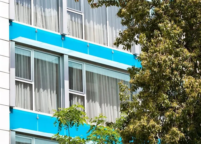 Hotel with view: Arion Athens Hotel