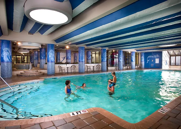 Airport Hotel: Coral Beach Resort