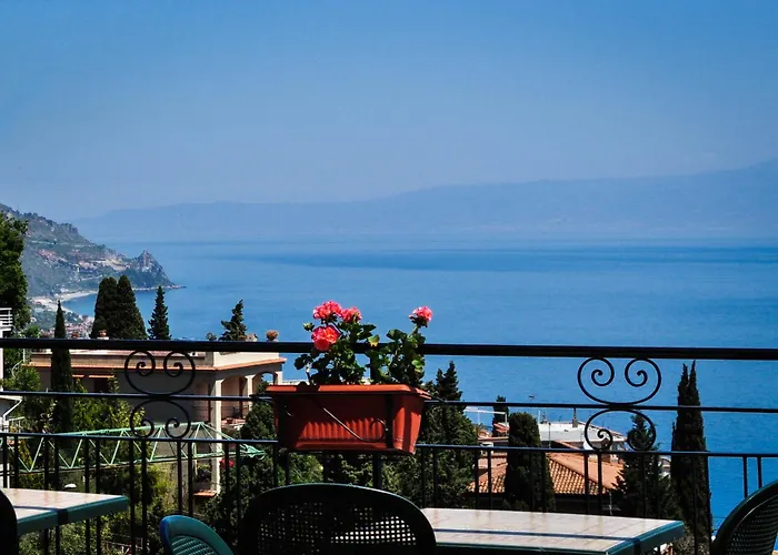 Central hotel: Hotel Condor