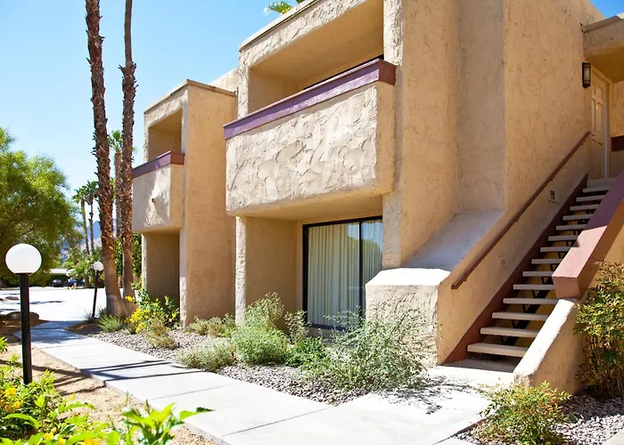 Pool Villa: Desert Vacation Villas