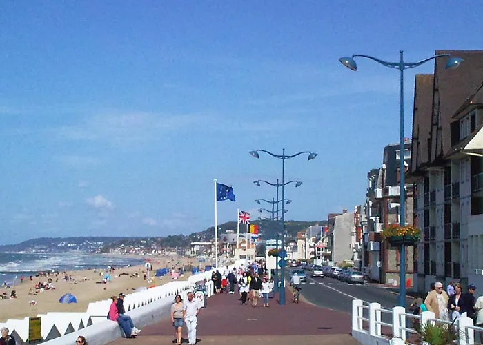 Des Falaises