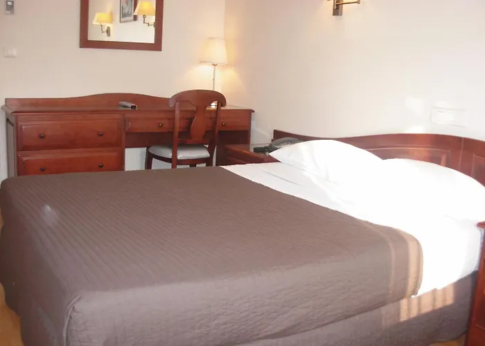 Cheap hotel: Cosmotel Hotel