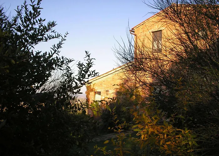 Hotel con piscina: Tenuta Santagnese