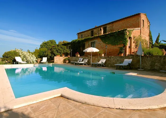Hotel con piscina: Tenuta Santagnese