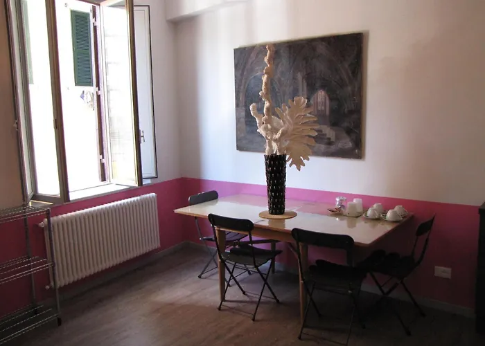 Cheap hotel: Trastevere Colors
