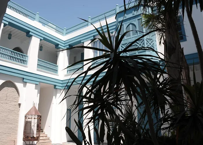 Le Perroquet Bleu Suites & Spa