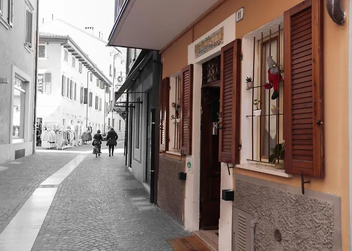 Le Finestre sul Borgo Rooms