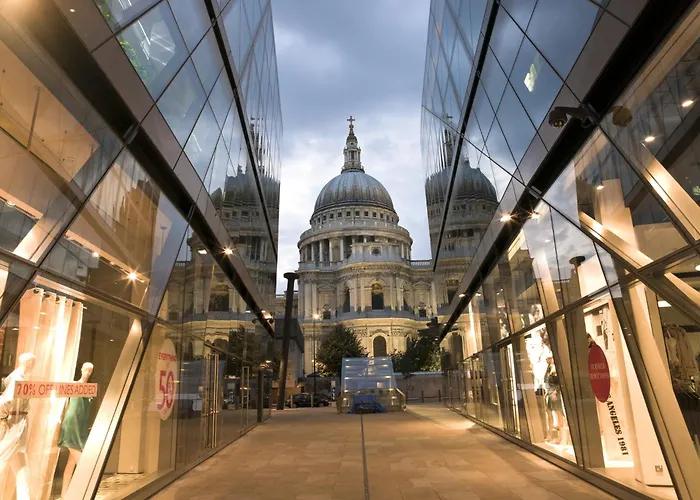 Casa de huéspedes: Tower Bridge Rainbow Suites