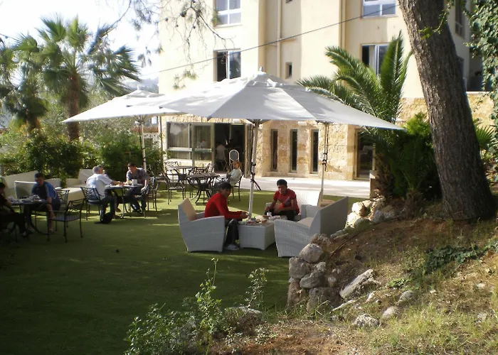 In Luxury hotels Marom