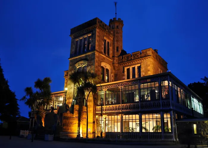 Villa: Larnach Lodge & Stable Stay