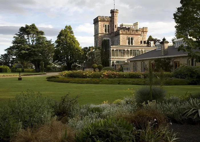 Villa: Larnach Lodge & Stable Stay