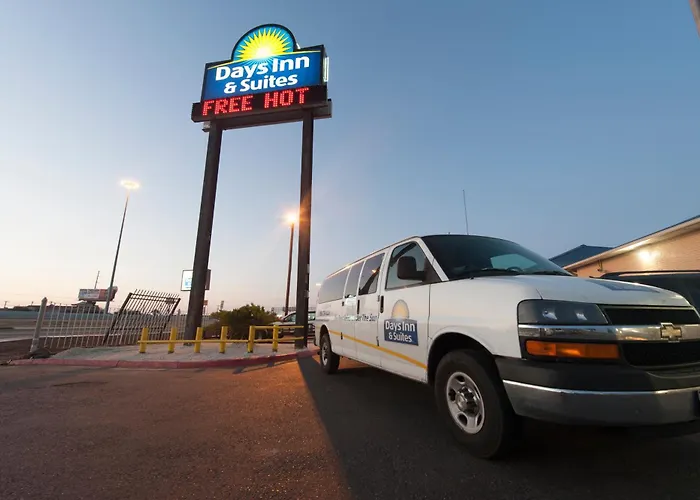 Days Inn & Suites By Wyndham