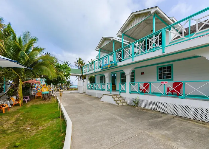 Airport Hotel: Villa Sunny Days