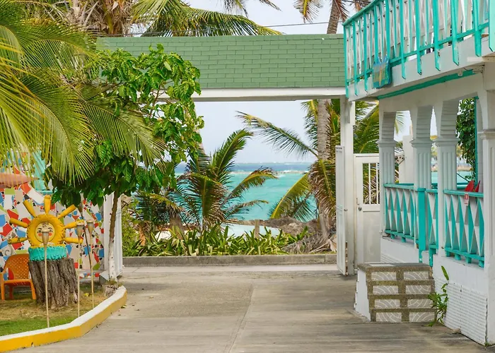 Airport Hotel: Villa Sunny Days