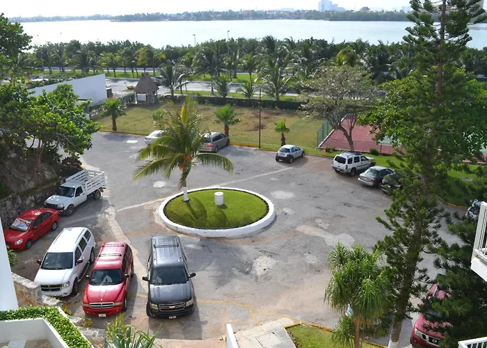 Apartment: Girasol Condo Cancun Beach