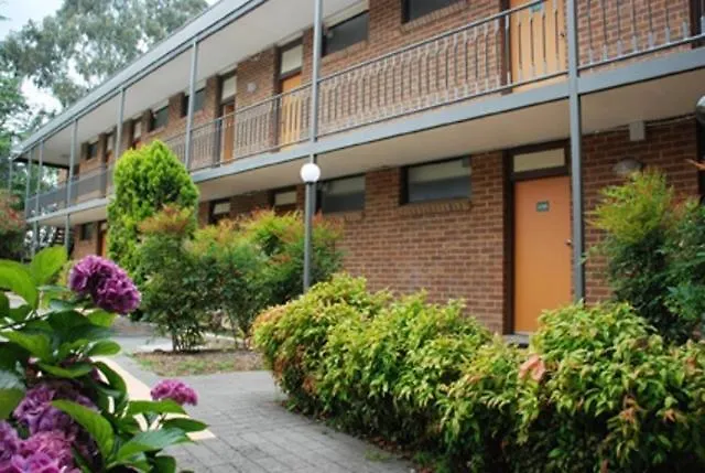 3 star hotel: Red Cedars Motel