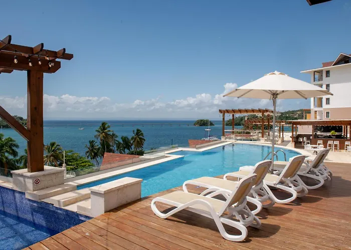 Central hotel: Hacienda Samana Bay Hotel