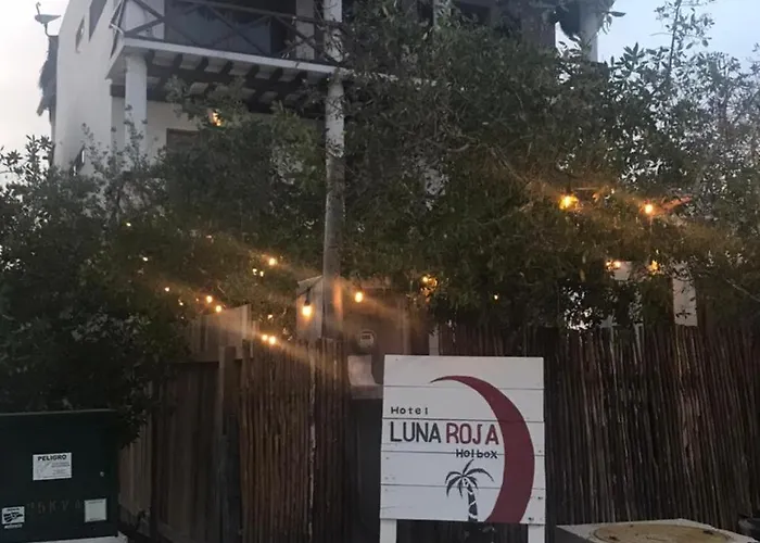 Luna Roja Holbox