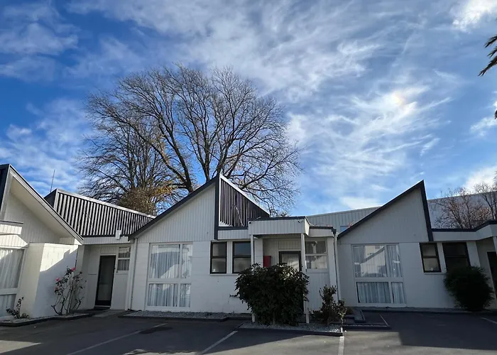 Pet Friendly hotel: Diplomat Motel