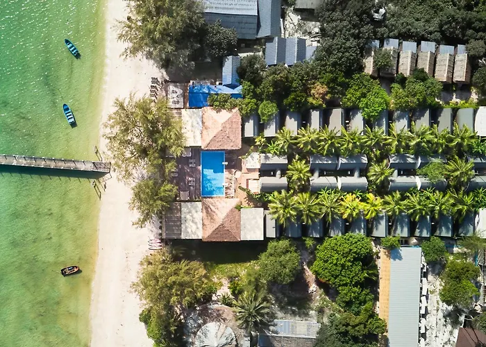 Eden Beach Resort