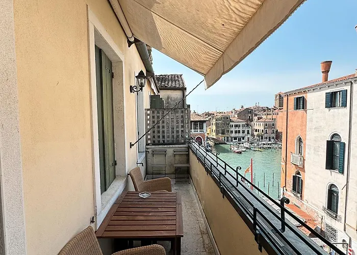 Hôtel accueillant les animaux: Foscari Palace