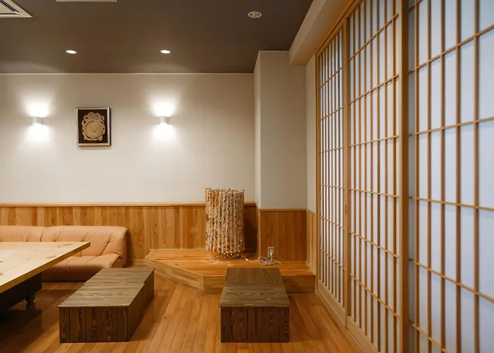 Hotel Bauhinia ホテルバウヒニア