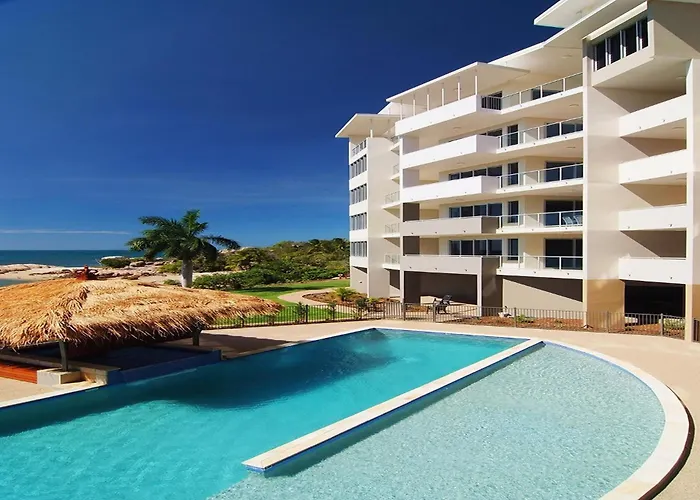 Coral Cove Apartments - Absolute Beachfront Resort Bowen