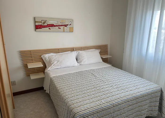 Hotel near College: Hotel Mayer