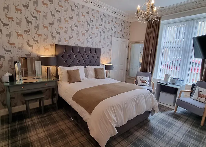 Airport Hotel: Rose Villa