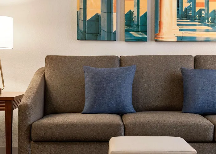 3 star hotels Homewood Suites By Hilton Washington, D.C. Downtown