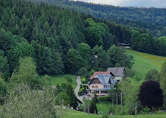 Hôtel pour familles: Auberge La Tête En L'Air