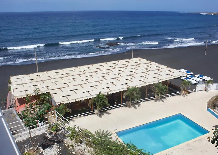 Falucho Paradise Beach