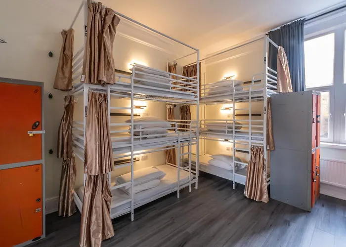 Herberge: Book A Bed Hostels