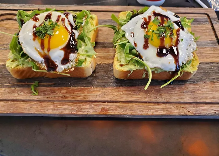 5 star hotel: Oak Hall Bed And Breakfast