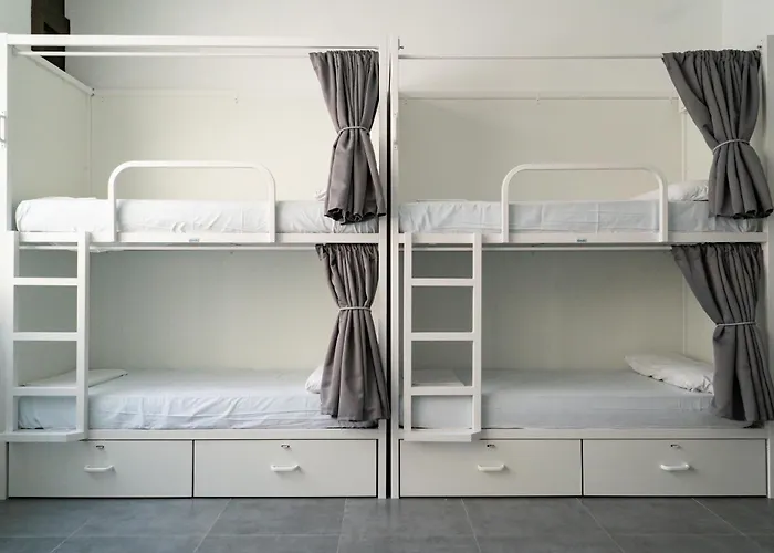 Hotel perto da faculdade: Sea Hostel Barcelona