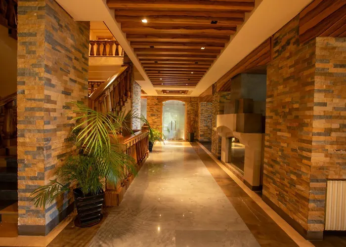 Terrebrune Hotel