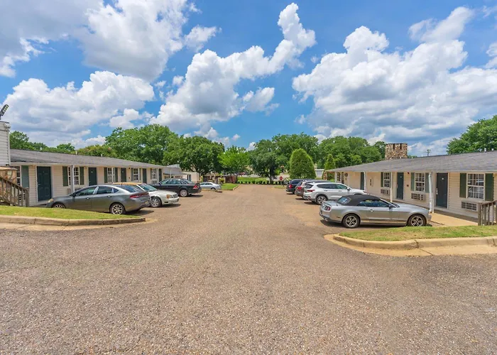 Motels Extended Stay Studios