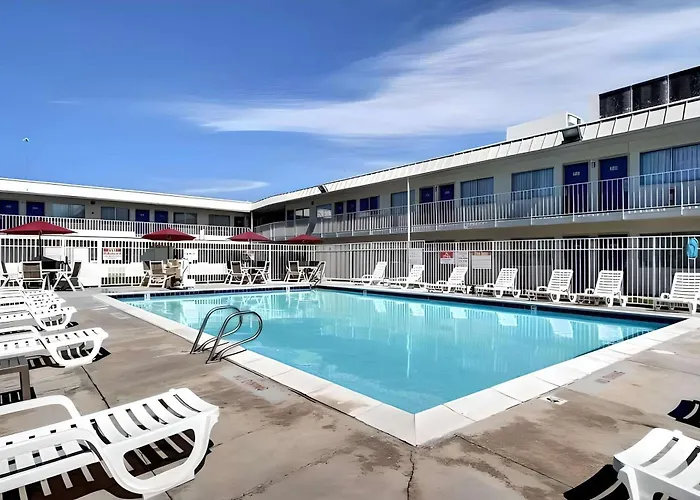 Private Villa: Econo Lodge Midvale