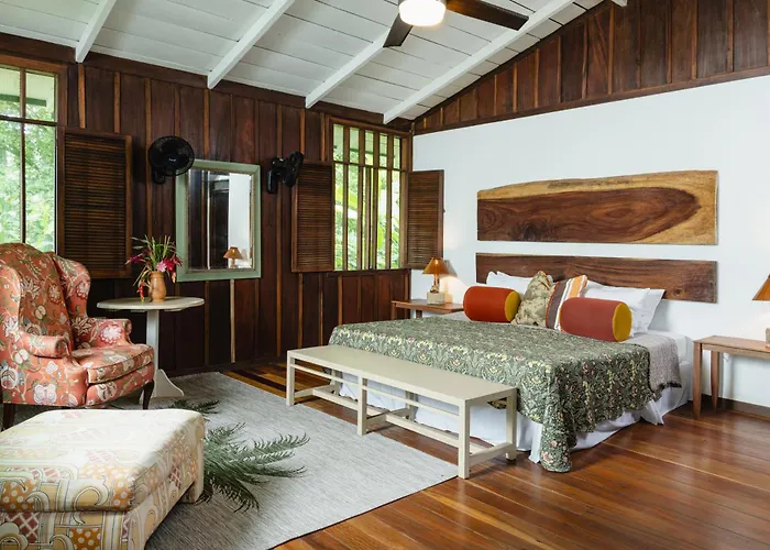 Beach hotel: Mawamba Lodge