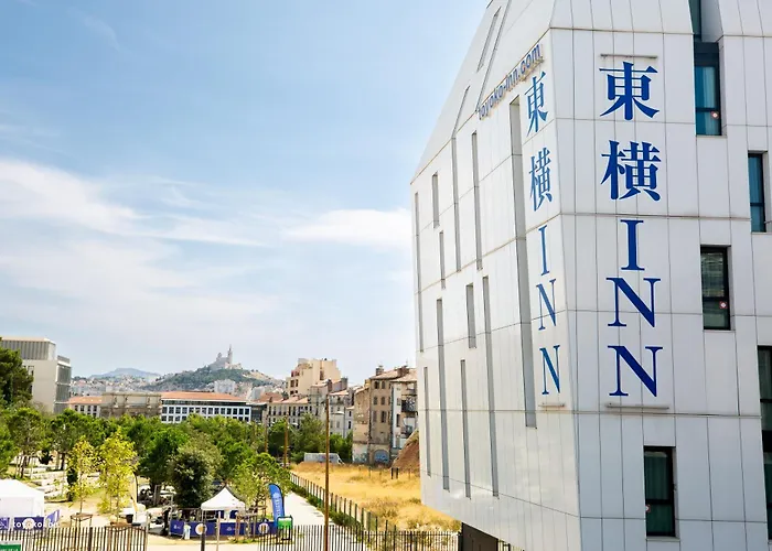 Toyoko Inn Saint Charles